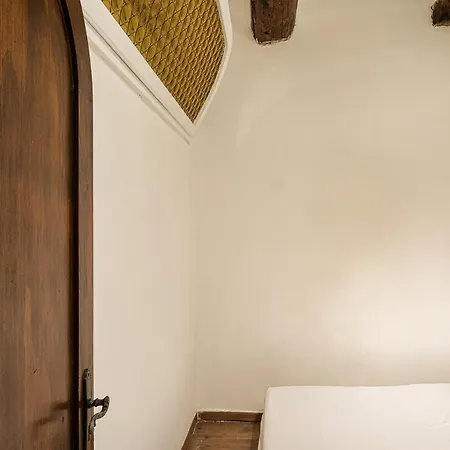 Apartamento Cozy Little House In By Wonderful Italy